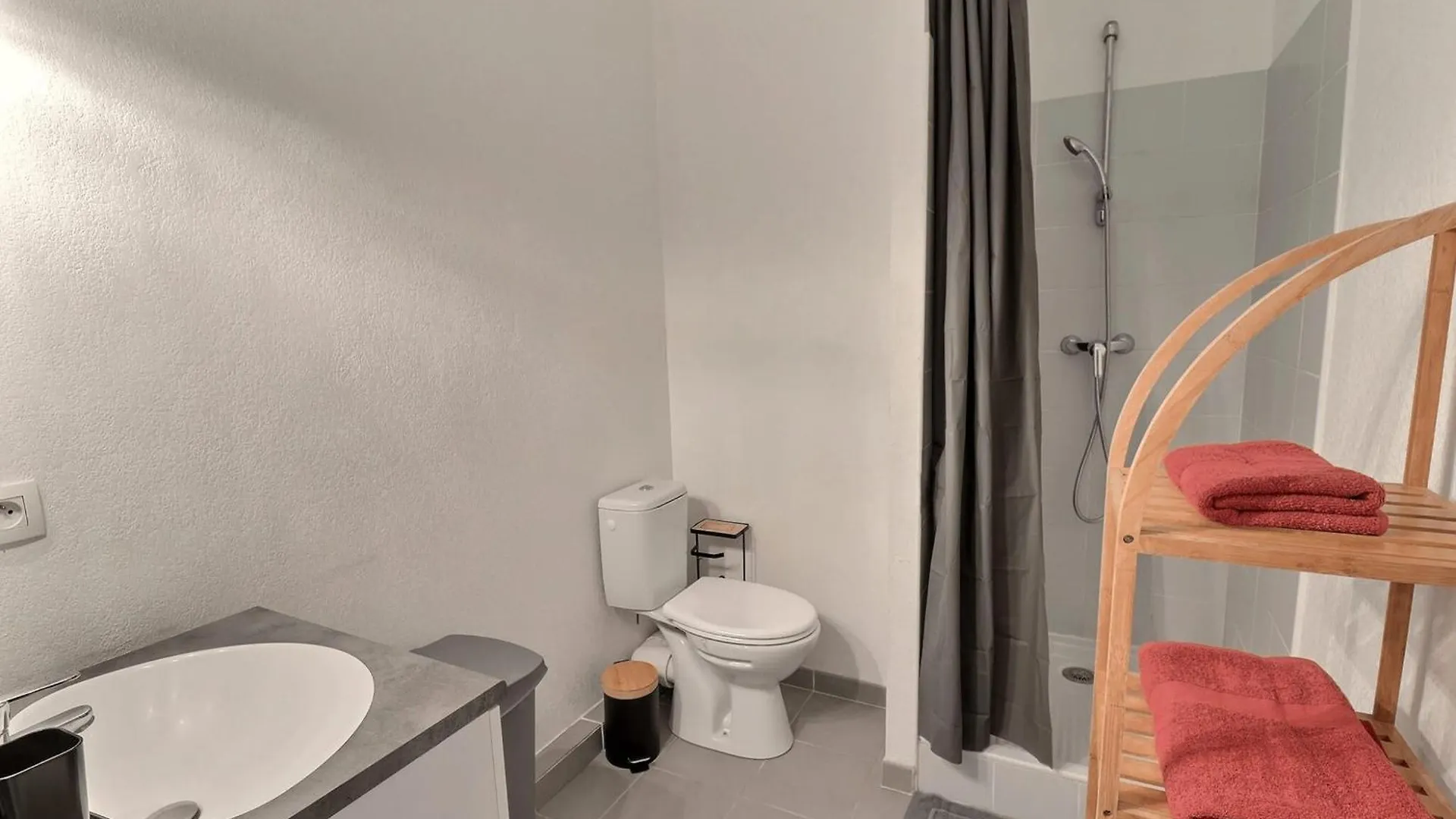 Cosy Apartment For 2 In Marseille